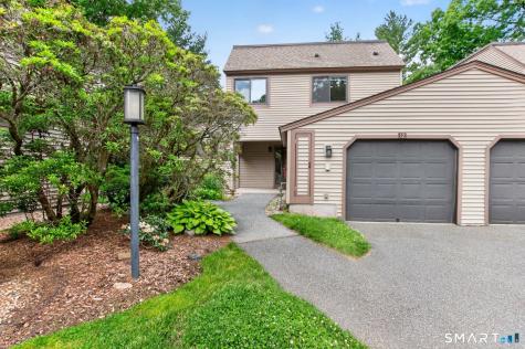 12 Sycamore Lane Avon CT 06001