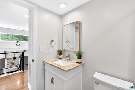 12 Sycamore Lane Avon CT 06001