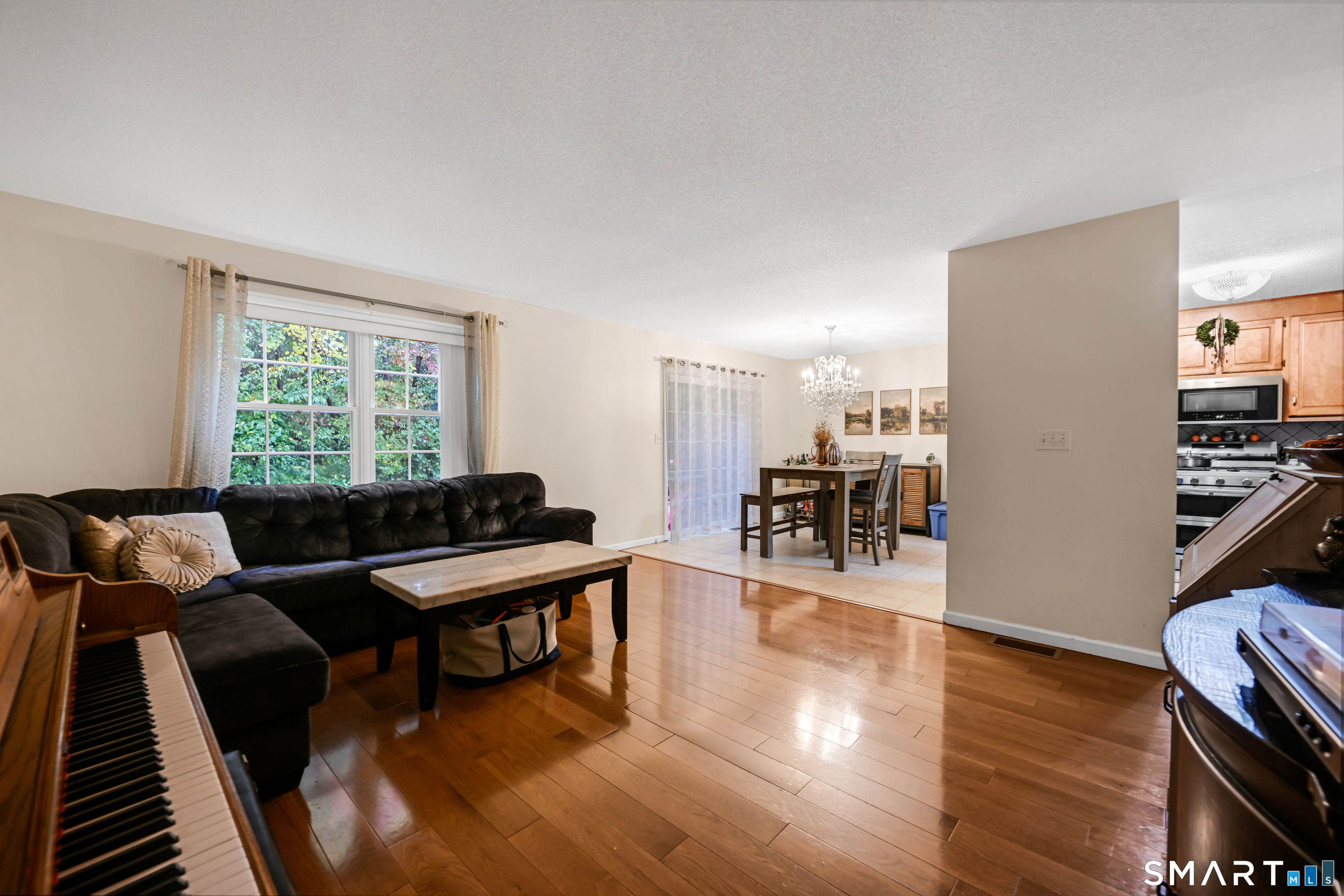 135 New Britain Avenue Plainville CT 06062