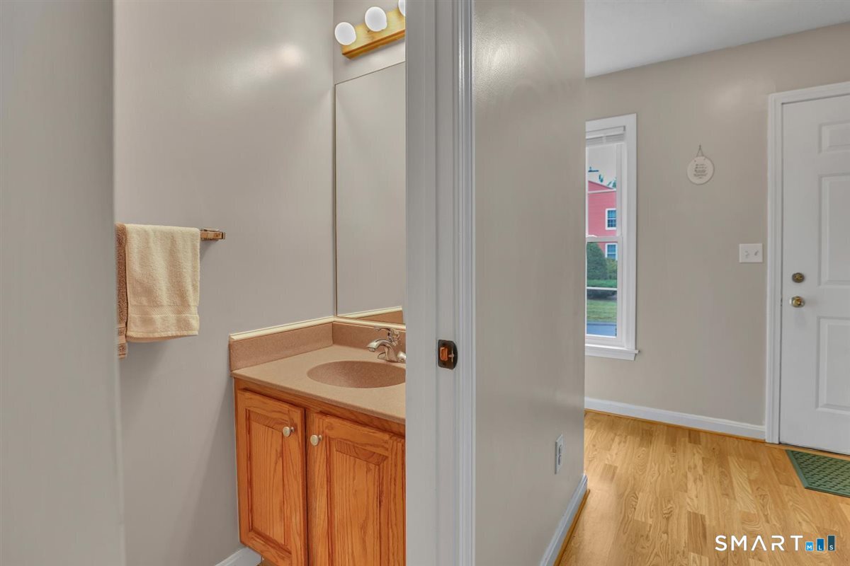 4 Riverview Drive East Windsor CT 06088