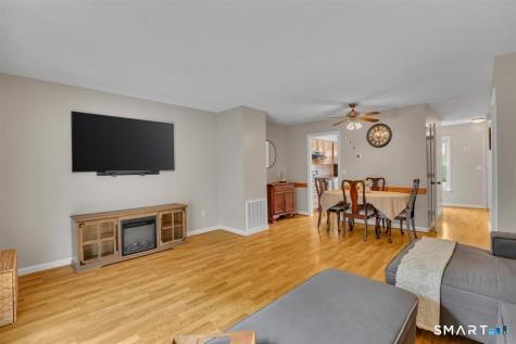 4 Riverview Drive East Windsor CT 06088