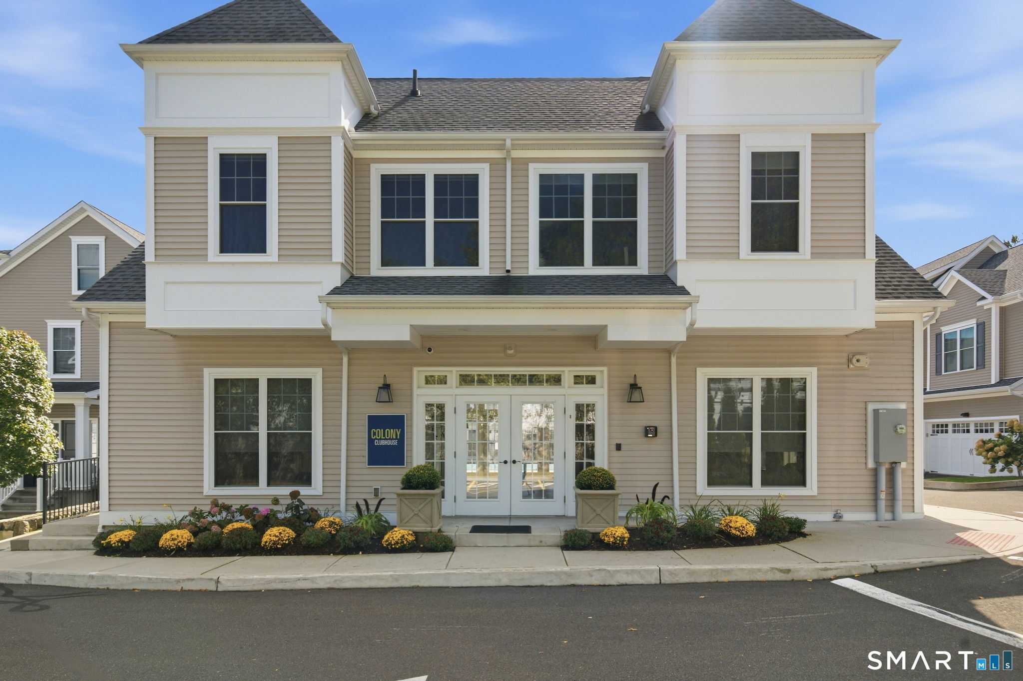 159 Colonial Road Stamford CT 06906