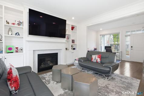 159 Colonial Road Stamford CT 06906