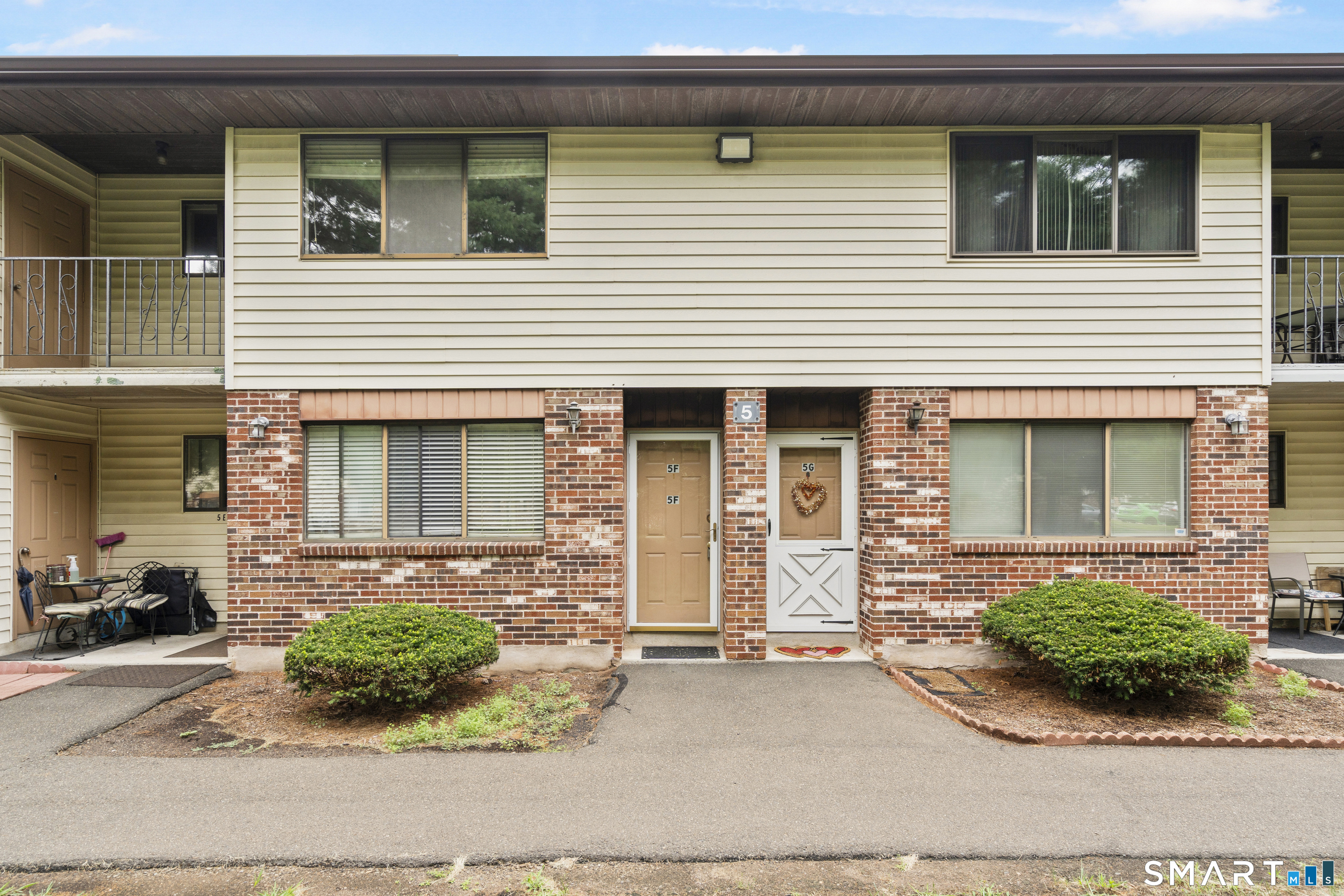 55 Thompson Street East Haven CT 06513