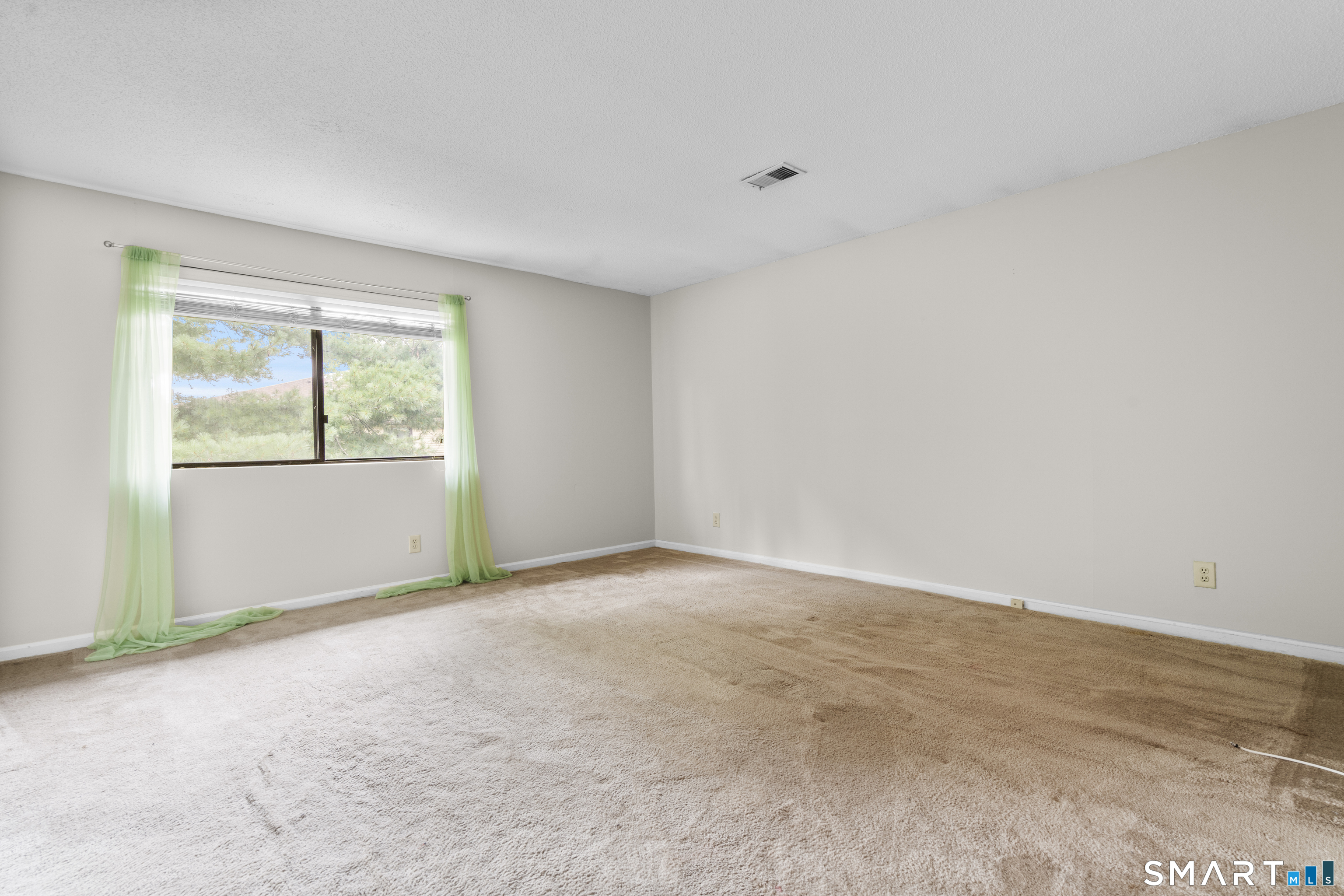 55 Thompson Street East Haven CT 06513