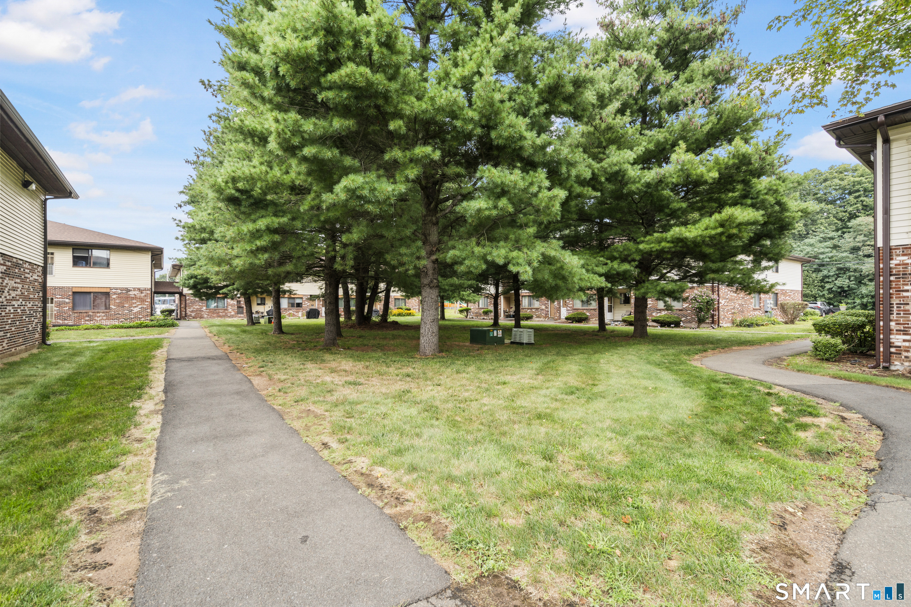 55 Thompson Street East Haven CT 06513