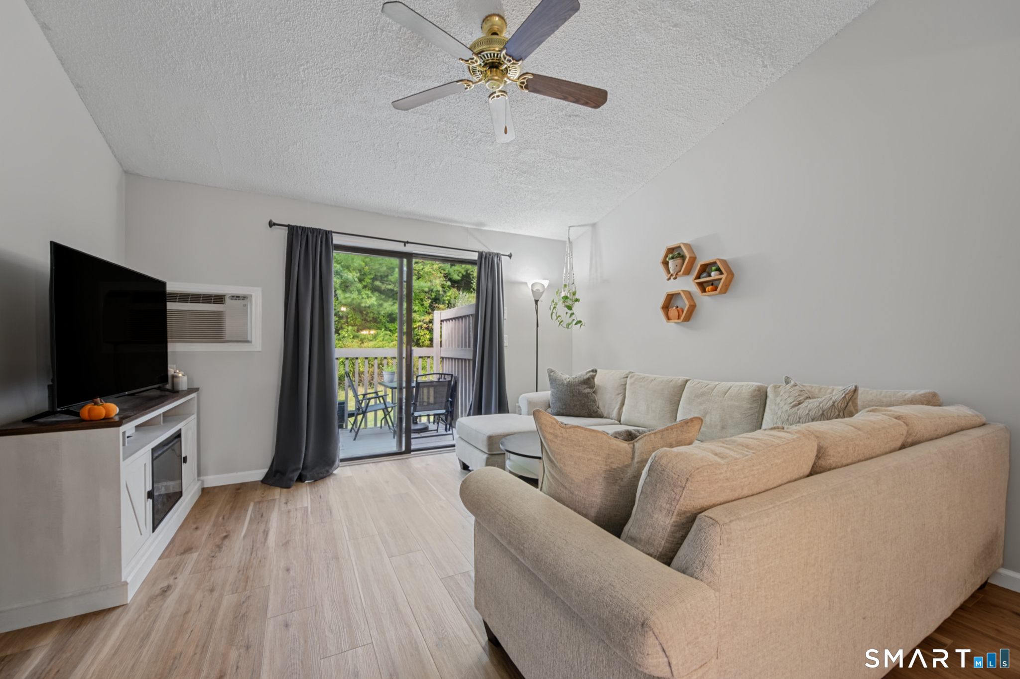 33 Baxter Road Willington CT 06279