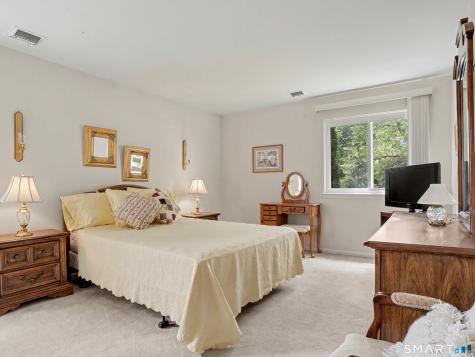 18 Southport Woods Drive Fairfield CT 06890