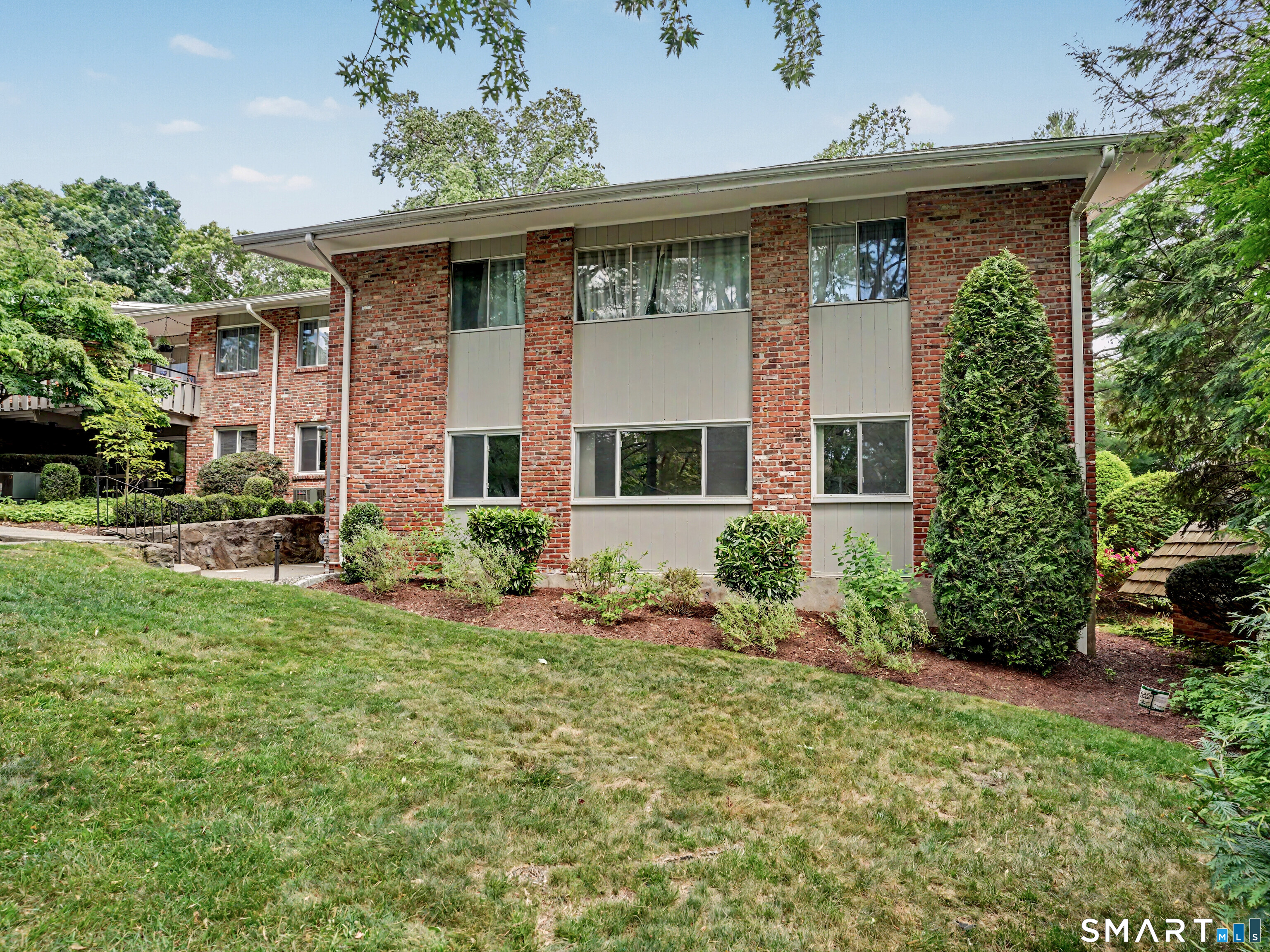 18 Southport Woods Drive Fairfield CT 06890
