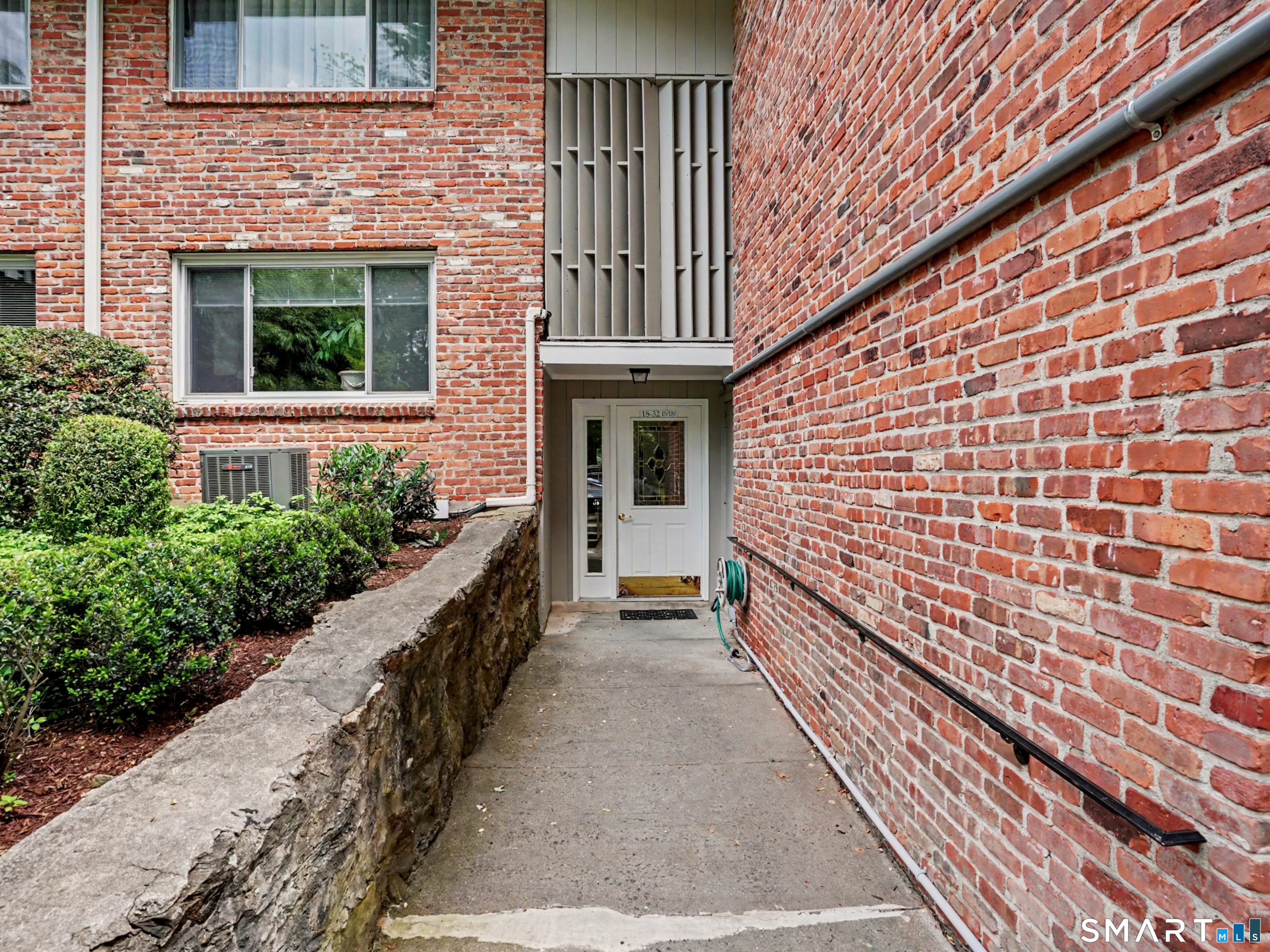 18 Southport Woods Drive Fairfield CT 06890
