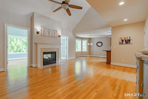 9 Streamside Lane Berlin CT 06037