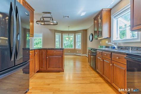 9 Streamside Lane Berlin CT 06037