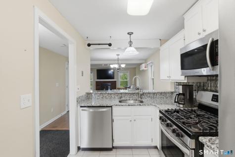28 Chestnut Court Rocky Hill CT 06067