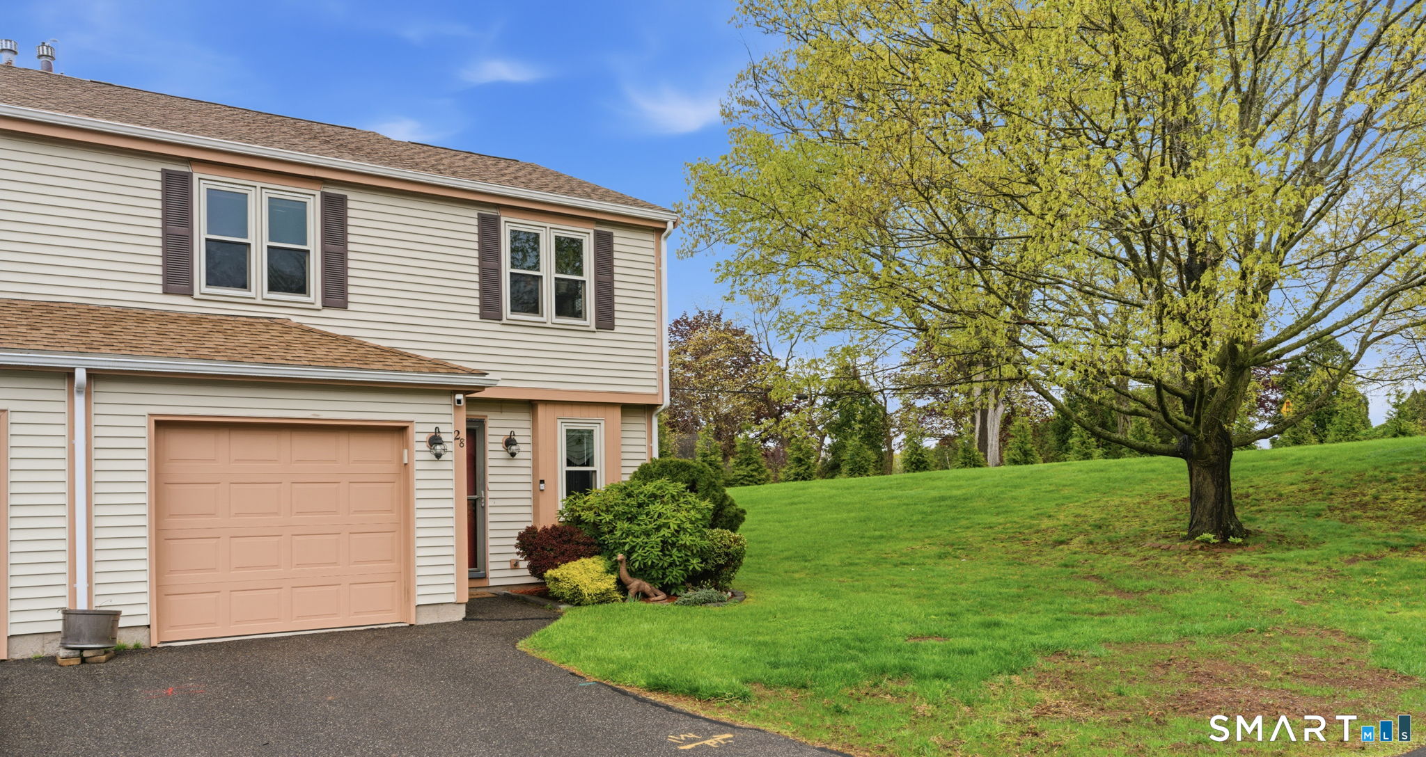 28 Chestnut Court Rocky Hill CT 06067