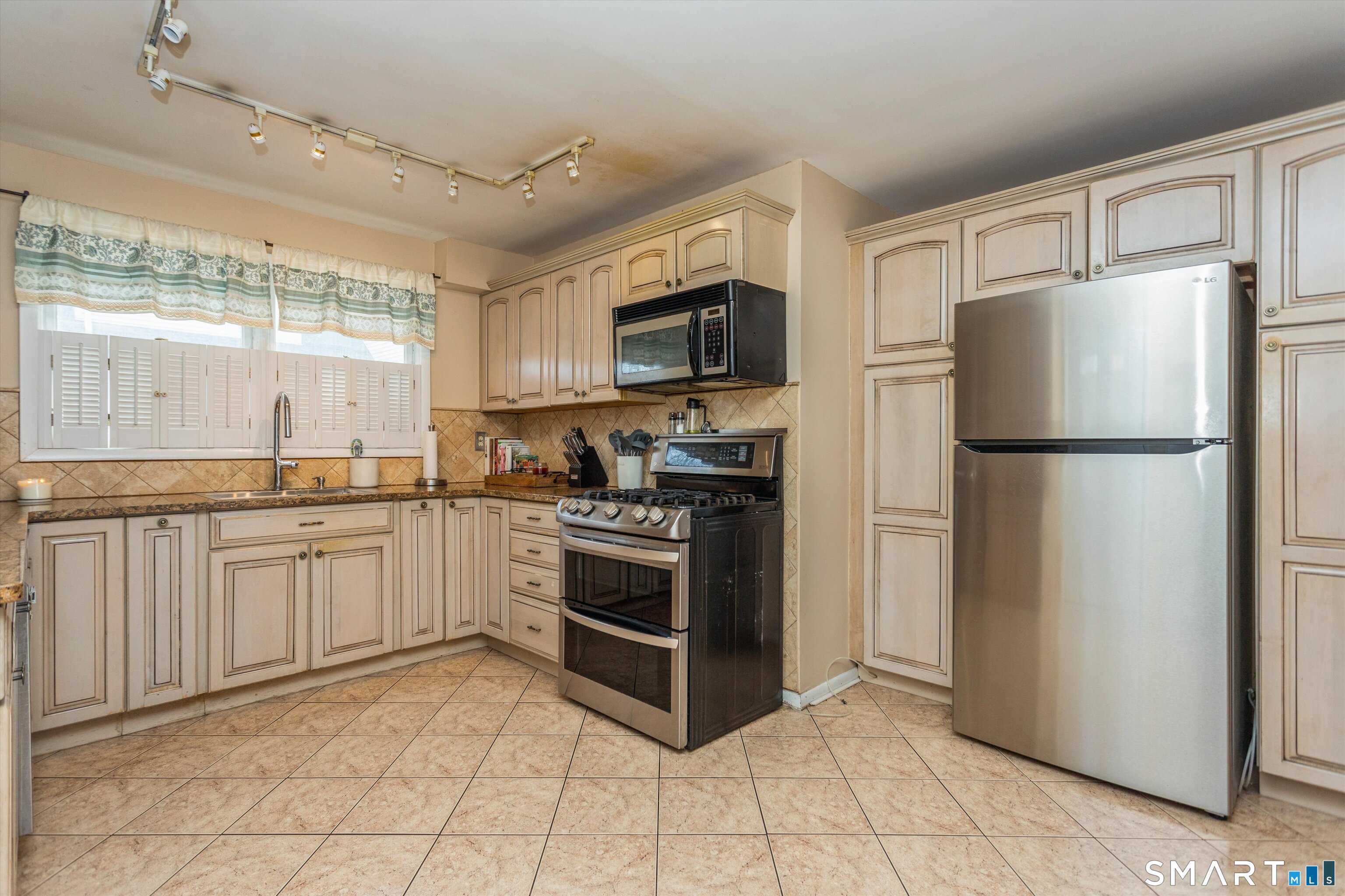 59 Woodway Road Stamford CT 06907