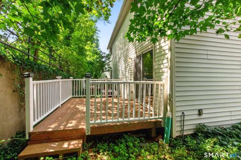 26 Larkspur Drive Cromwell CT 06416