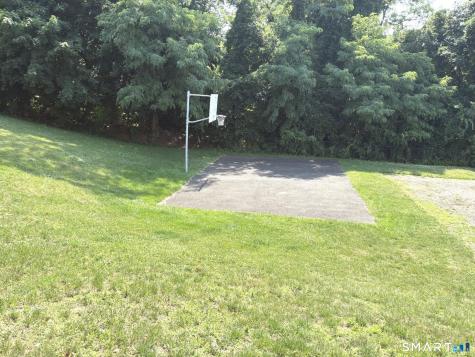 55 Mill Plain Road Danbury CT 06811