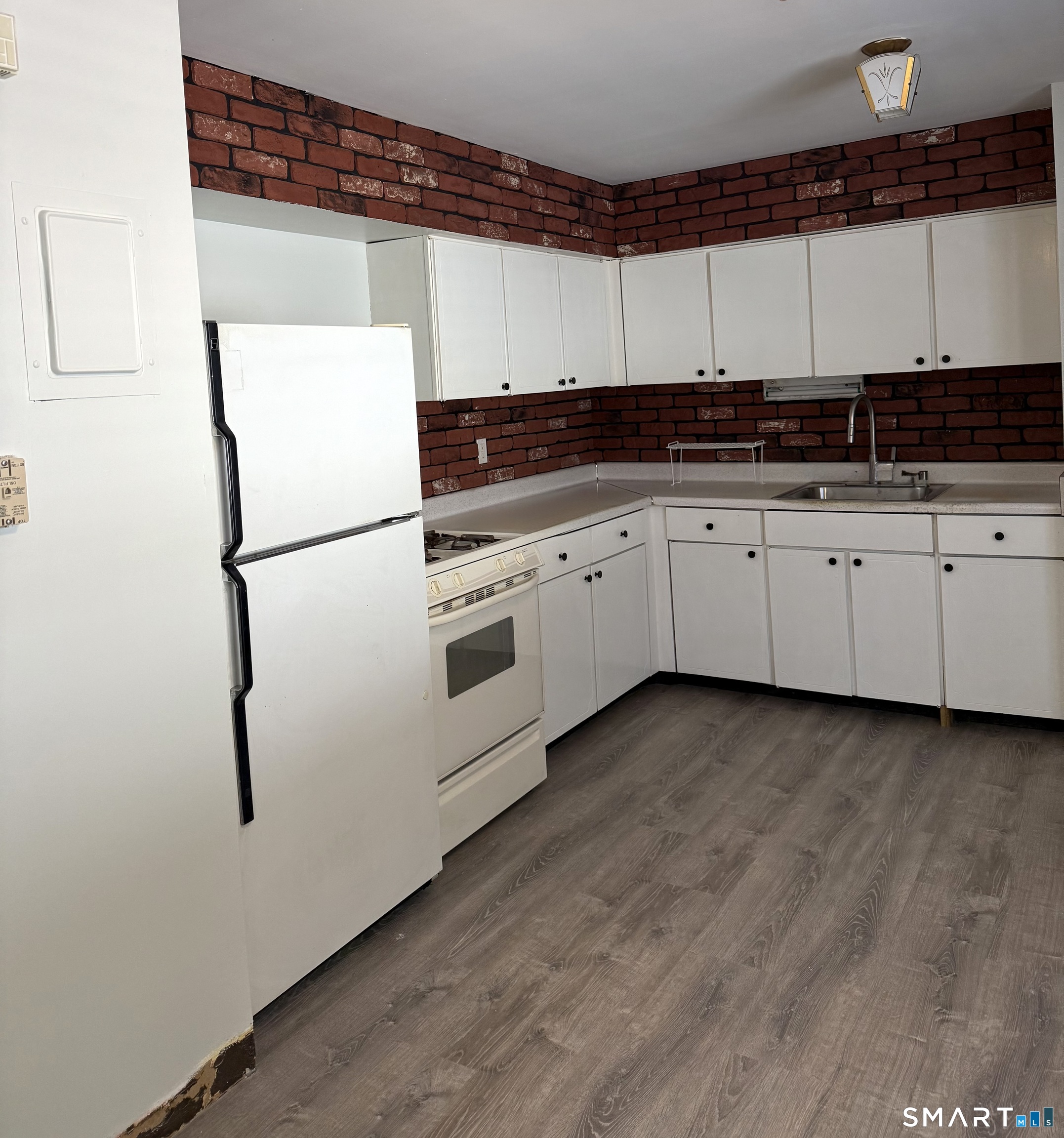 82-B Yaremich Drive Bridgeport CT 06606