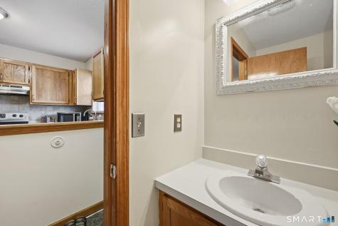 30 New Hampshire Drive New Britain CT 06052