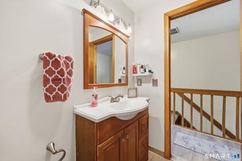 30 New Hampshire Drive New Britain CT 06052