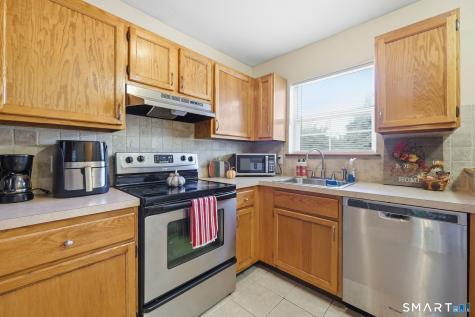 30 New Hampshire Drive New Britain CT 06052