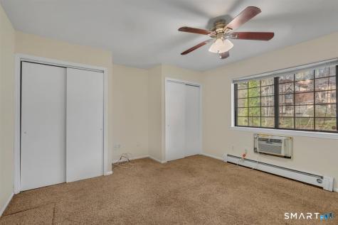 215 Foxwood Lane Milford CT 06461