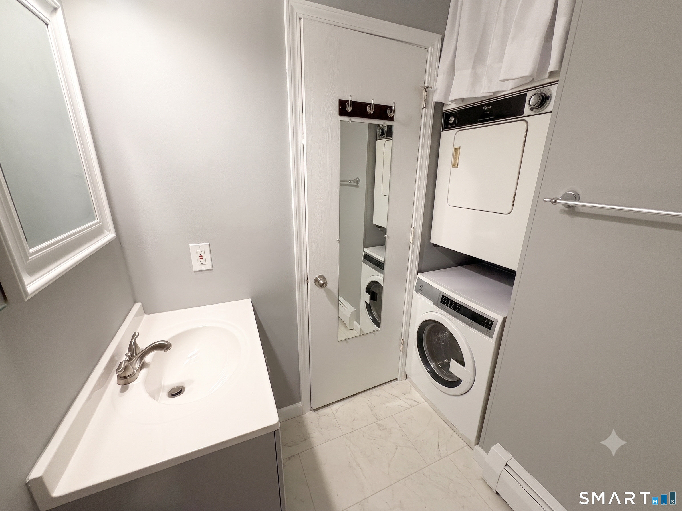 215 Foxwood Lane Milford CT 06461