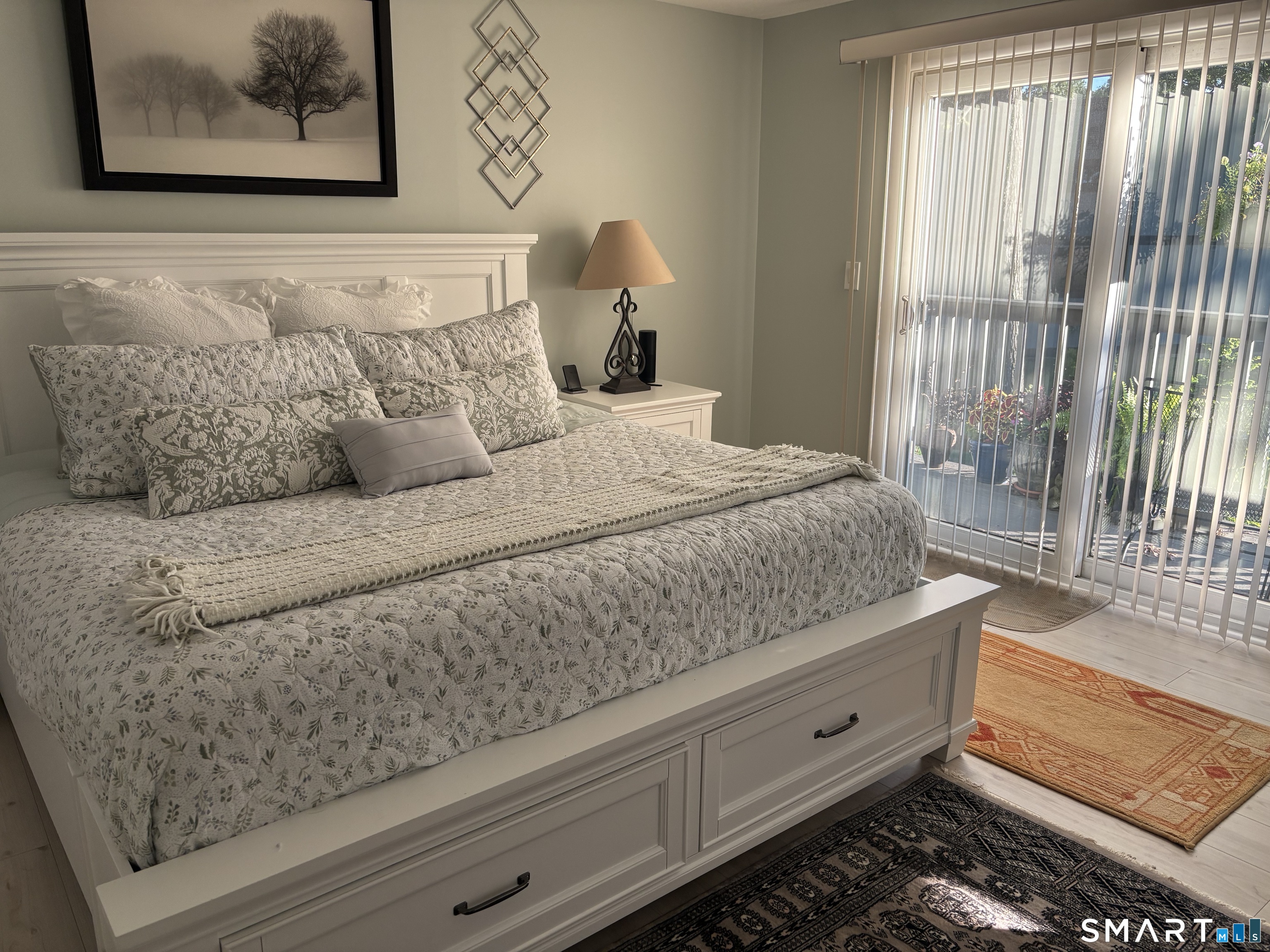 24 Harbour Village Branford CT 06405