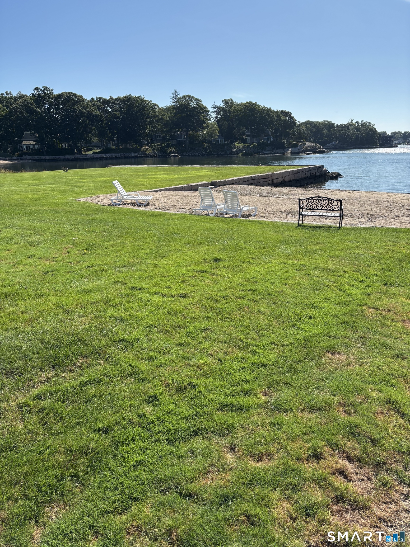 24 Harbour Village Branford CT 06405