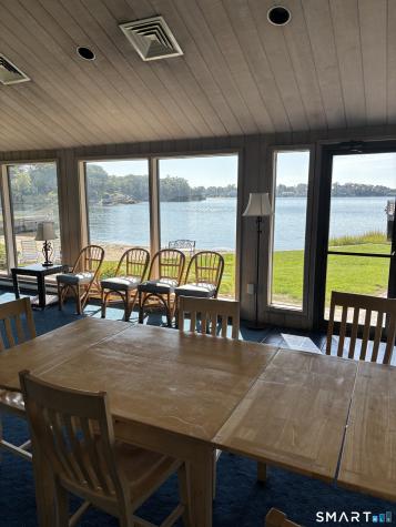 24 Harbour Village Branford CT 06405