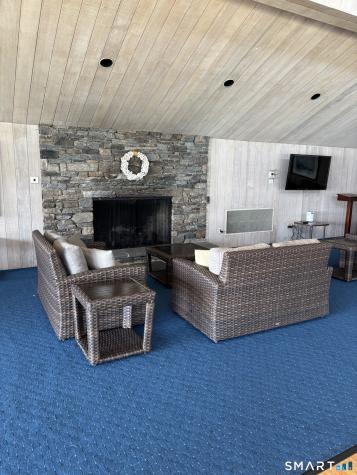 24 Harbour Village Branford CT 06405