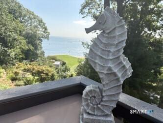 24 Harbour Village Branford CT 06405