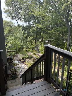 24 Harbour Village Branford CT 06405