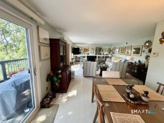24 Harbour Village Branford CT 06405