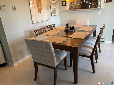 24 Harbour Village Branford CT 06405