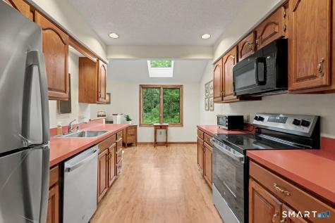 55 Jardin Circle Shelton CT 06484