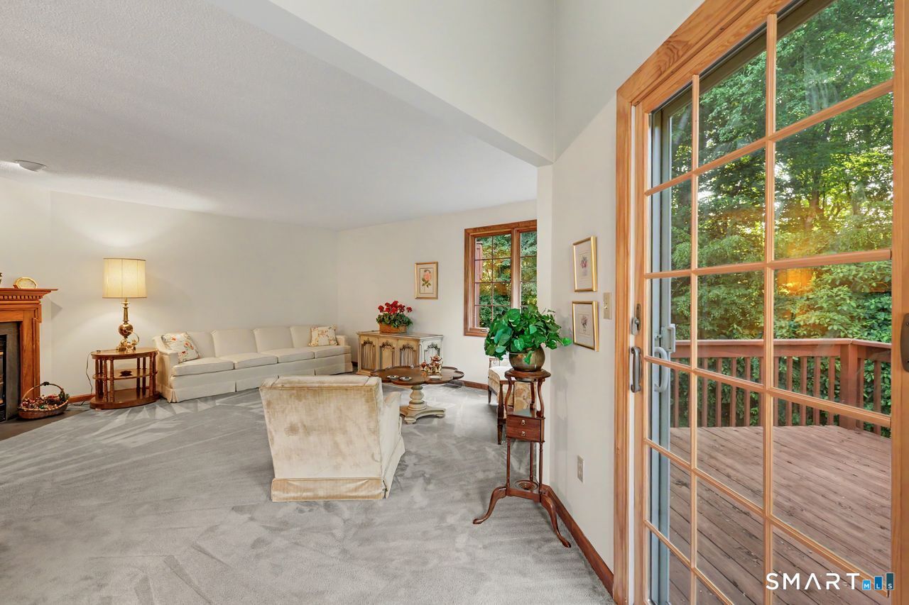 55 Jardin Circle Shelton CT 06484