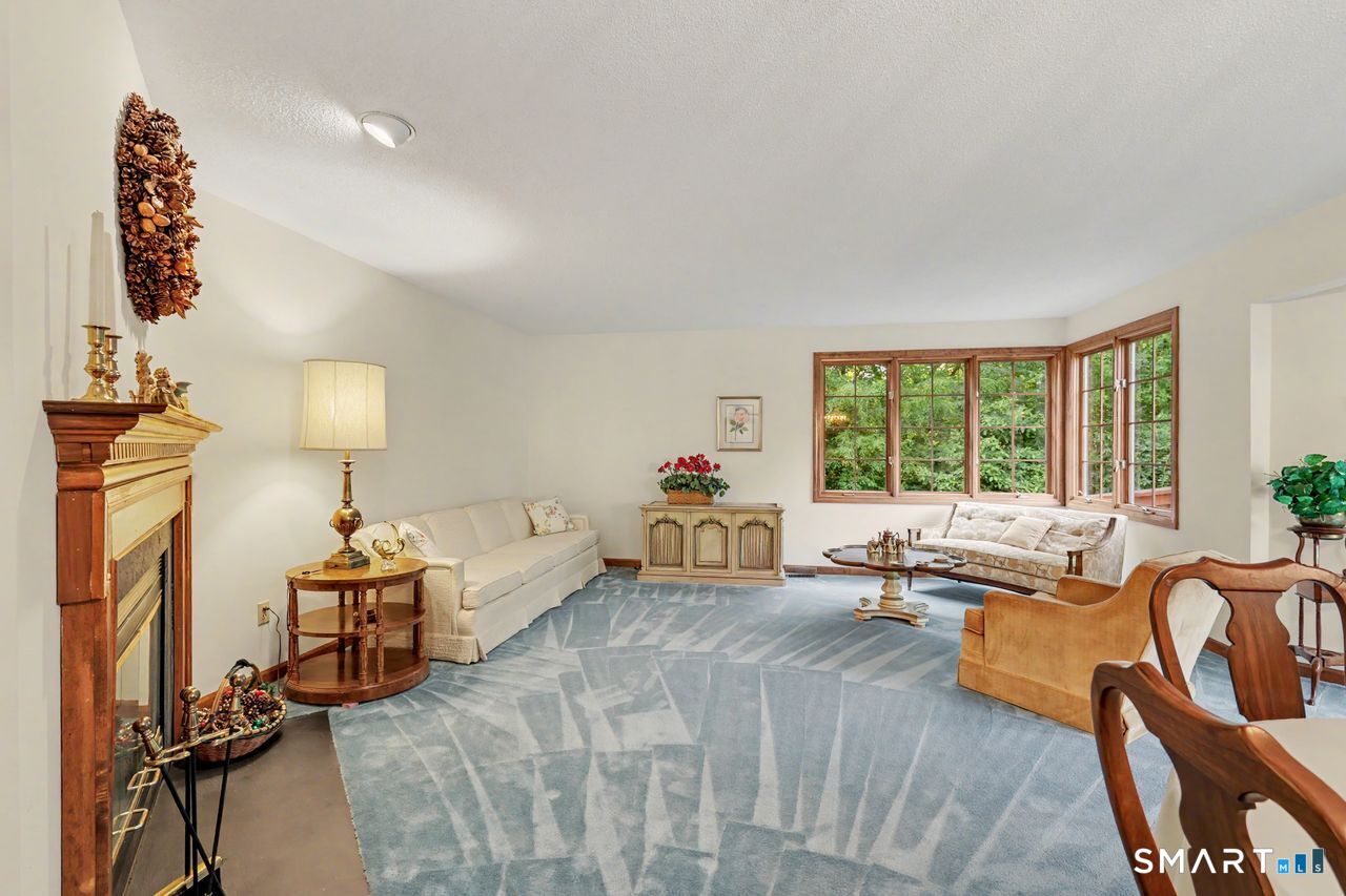 55 Jardin Circle Shelton CT 06484
