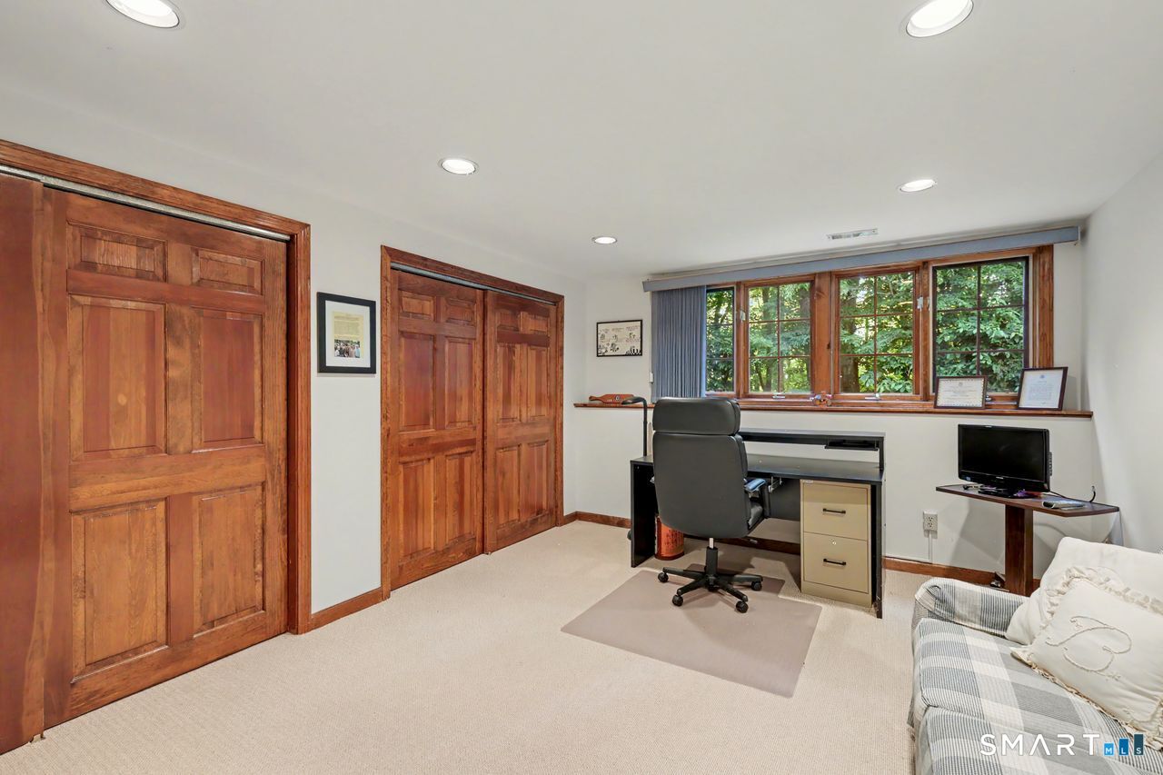 55 Jardin Circle Shelton CT 06484