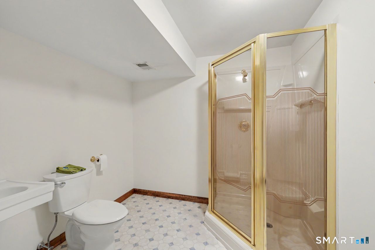 55 Jardin Circle Shelton CT 06484