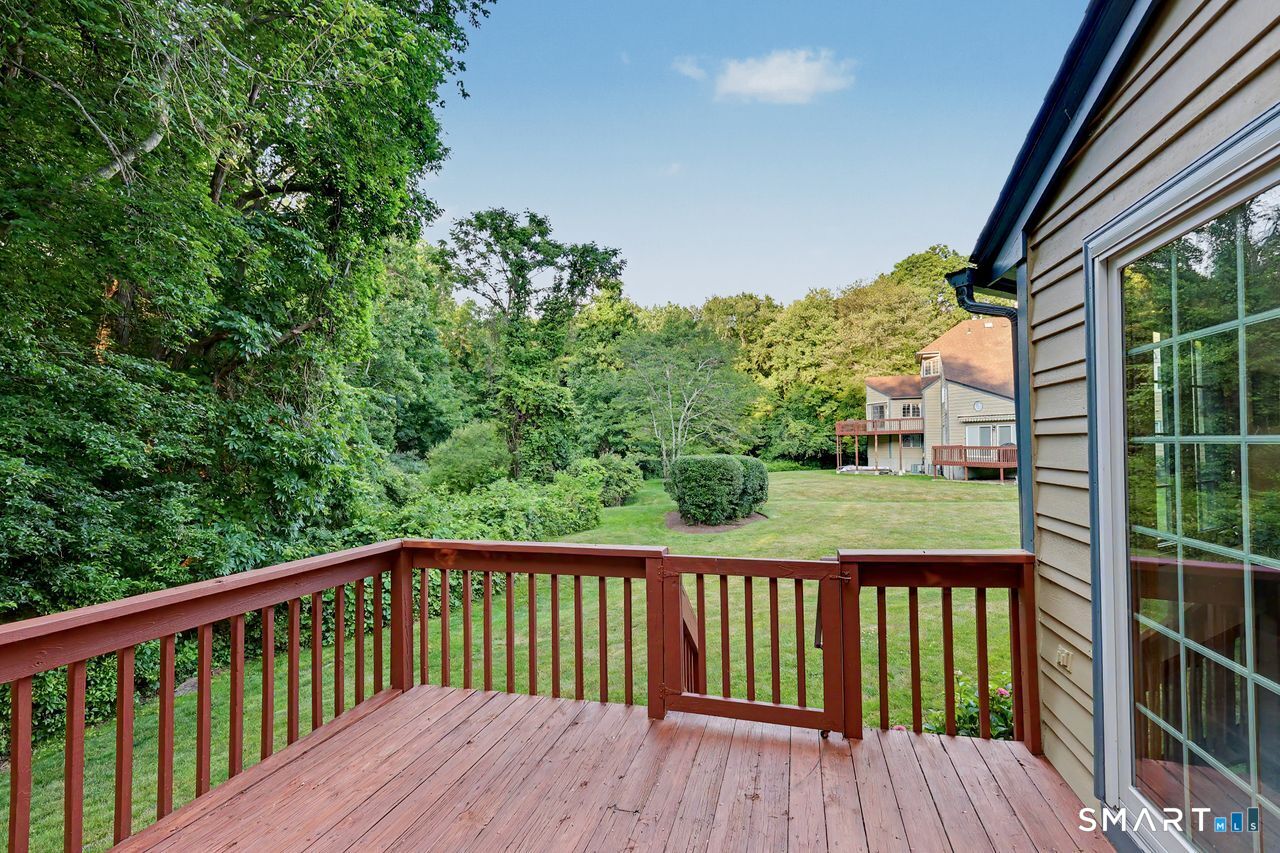 55 Jardin Circle Shelton CT 06484