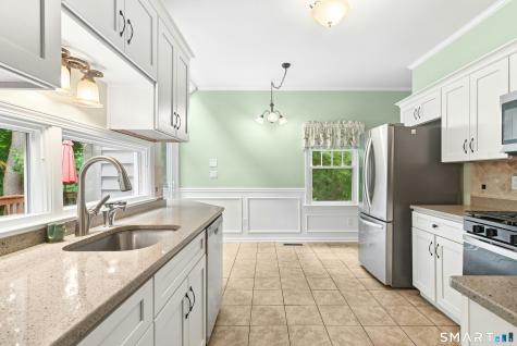 41 Greystone Shelton CT 06484