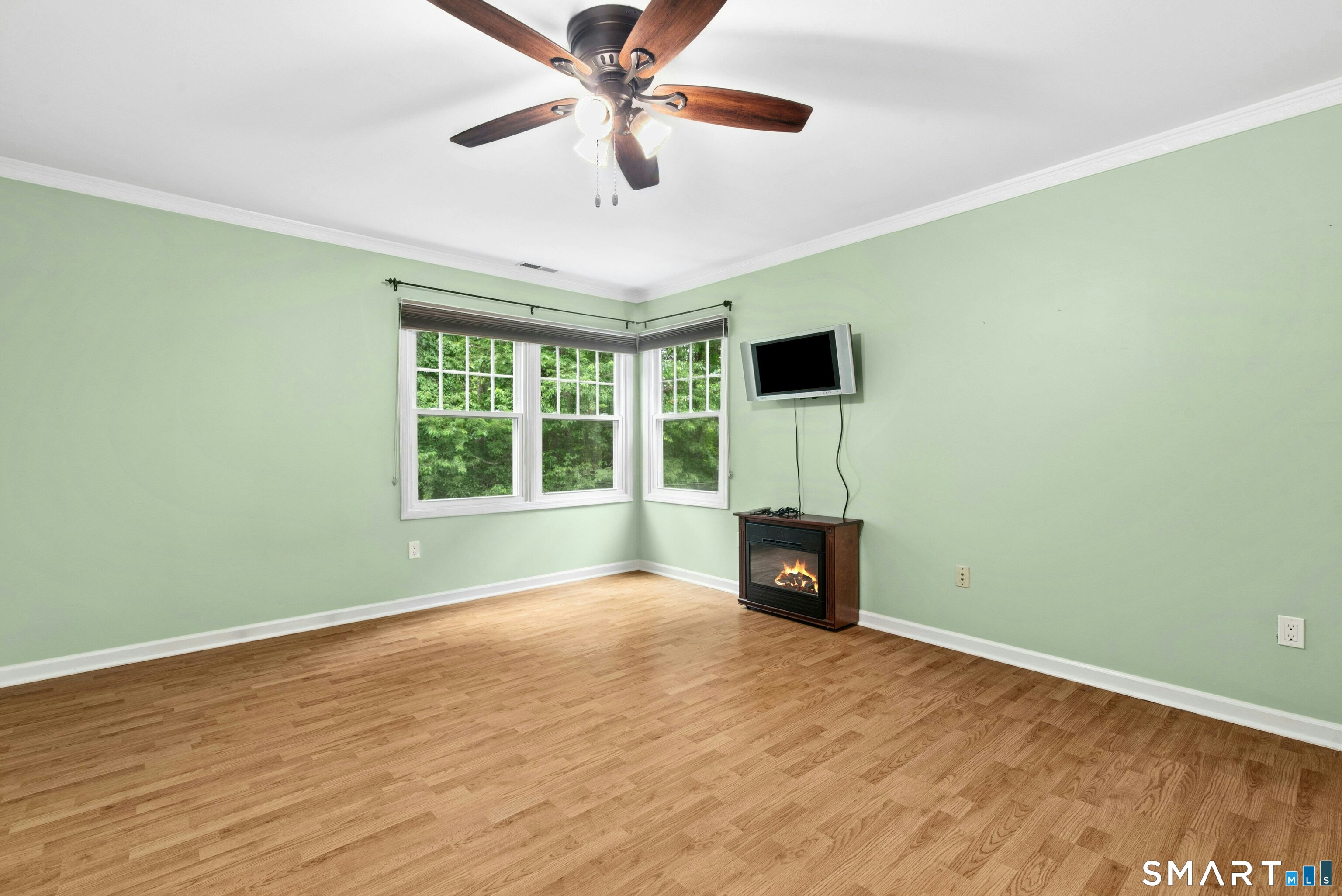 41 Greystone Shelton CT 06484