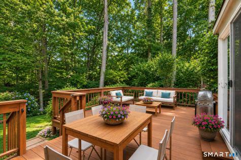 41 Greystone Shelton CT 06484