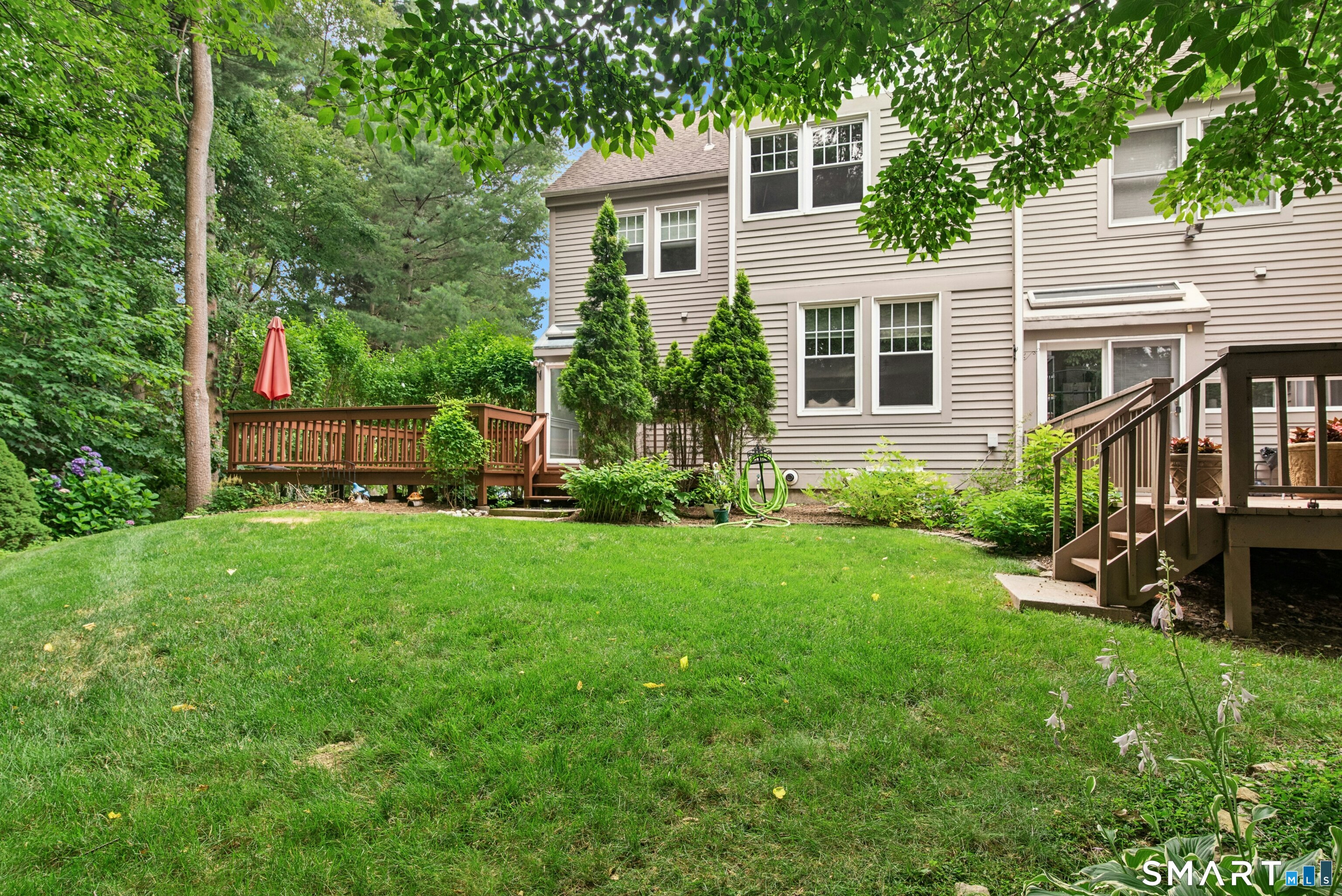 41 Greystone Shelton CT 06484