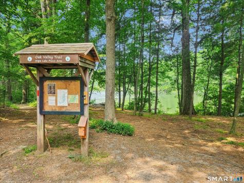 41 Greystone Shelton CT 06484