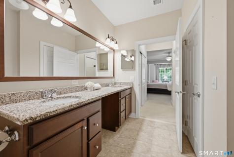1011 Brookside Court Newtown CT 06470