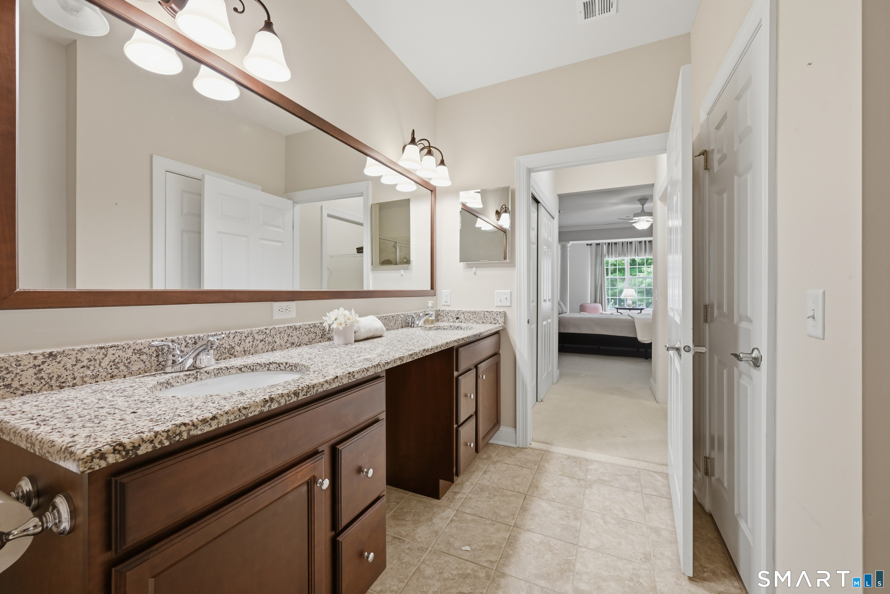 1011 Brookside Court Newtown CT 06470
