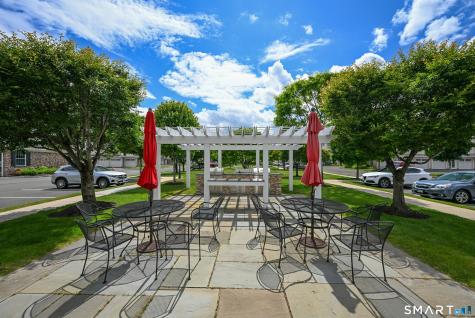 1011 Brookside Court Newtown CT 06470