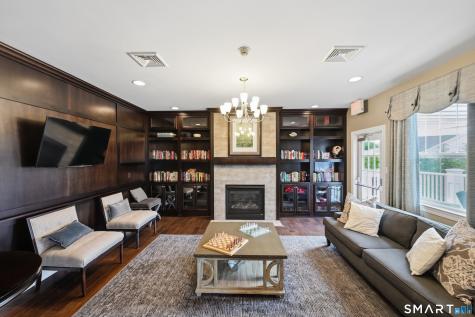 1011 Brookside Court Newtown CT 06470